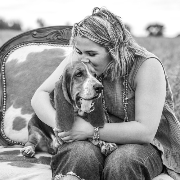 Meet your Posher, Delaney - Picture 1 of 1